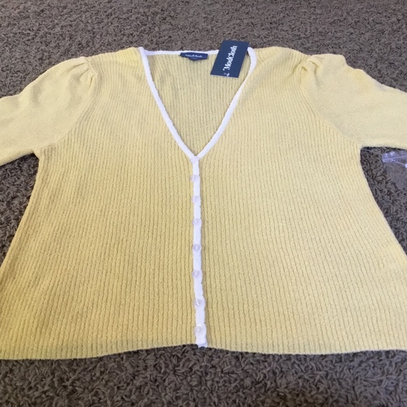 NWT! ModCloth Yellow Stretchy V-Neck Cardigan Sweater with White Trim-FAB! 🌼 - Picture 2 of 7